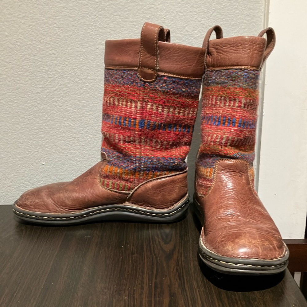 Born Vintage Leather boots with tapestry details